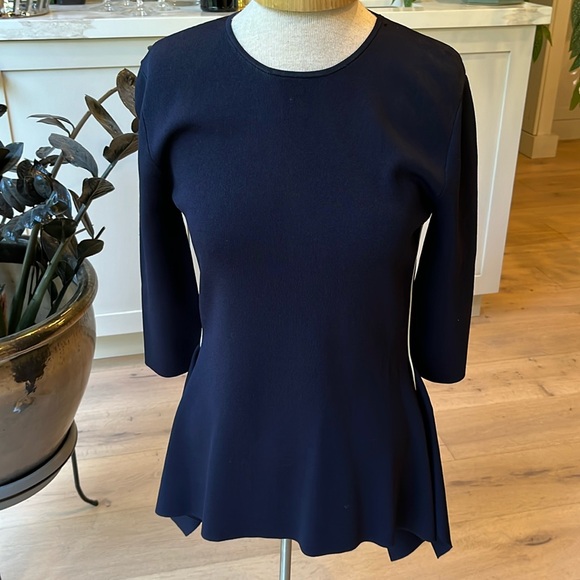 EUC Navy Gabby Isabella round neck navy sweater with longer asymmetrical hem - Picture 1 of 11